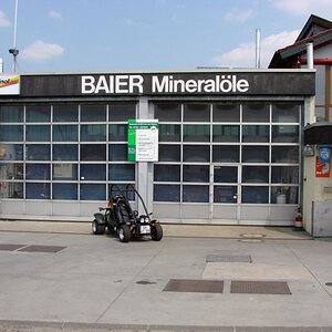 Überland zur Tankstelle Baier
